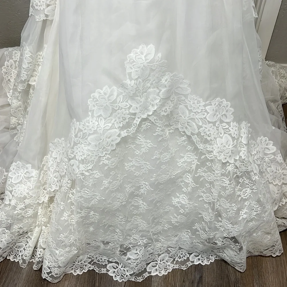 MORI-LEE VINTAGE 70’s CREAM LACE WEDDING GOWN SIZE XS - Picture 7 of 17
